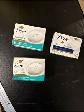 Dove Sensitive & Beauty Cream Bar Soap - White